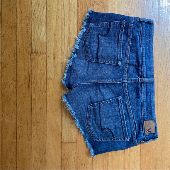 American Eagle cut off shorts size 8 - Picture 3 of 5